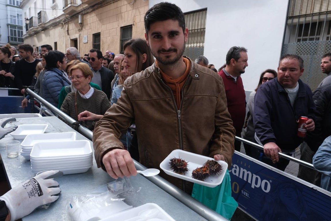 Gran ambiente en La Viña ante la celebración de la Erizada