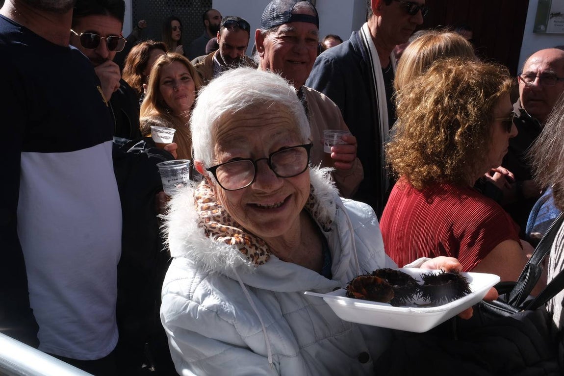 Gran ambiente en La Viña ante la celebración de la Erizada