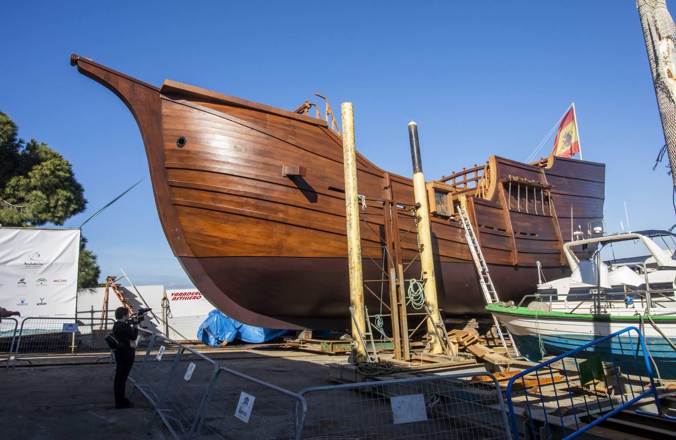 Una réplica de la Nao Victoria llega a Sevilla