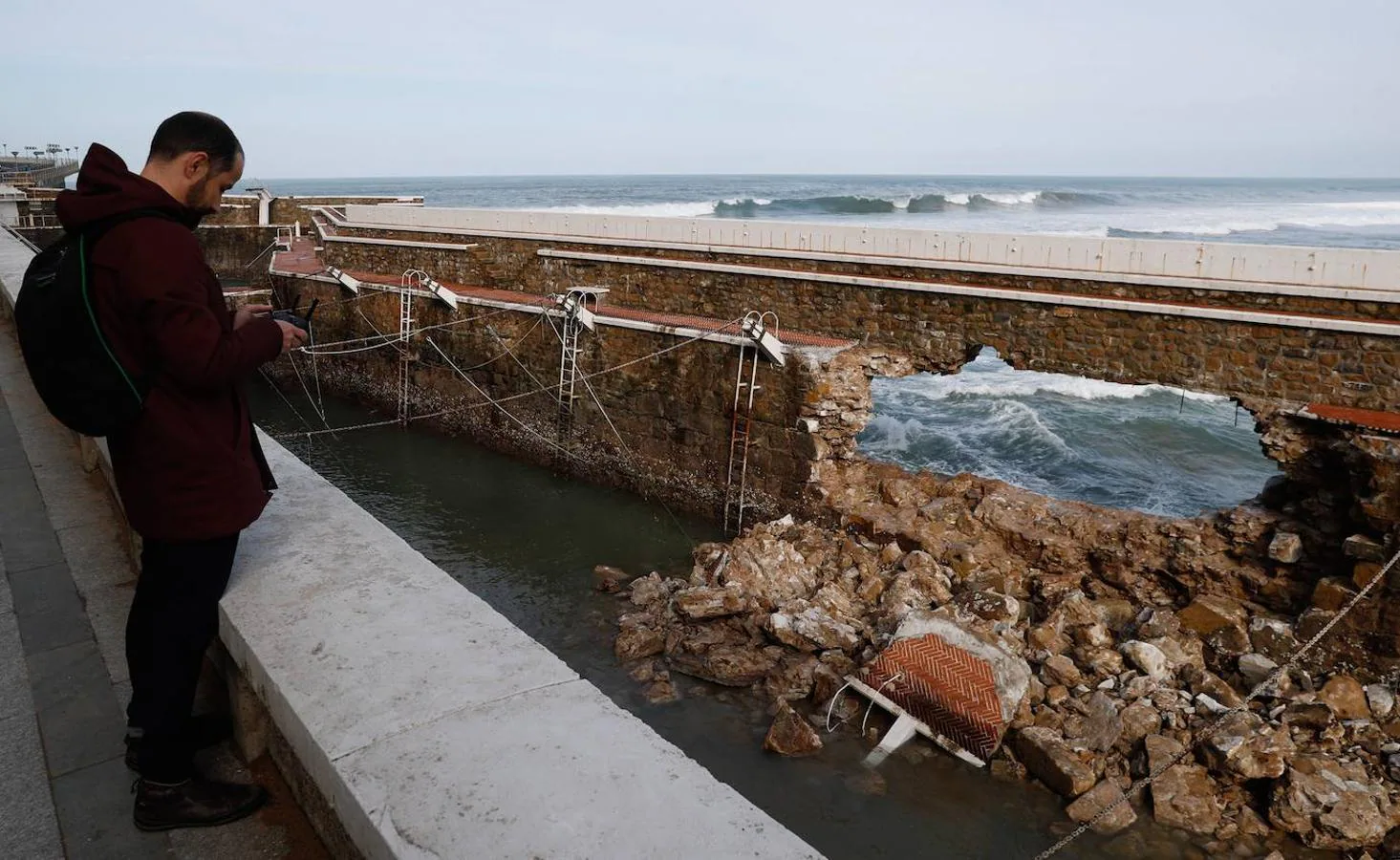 El municipio ha sido el único de la costa guipuzcoana en el que se han registrado daños significativos. 