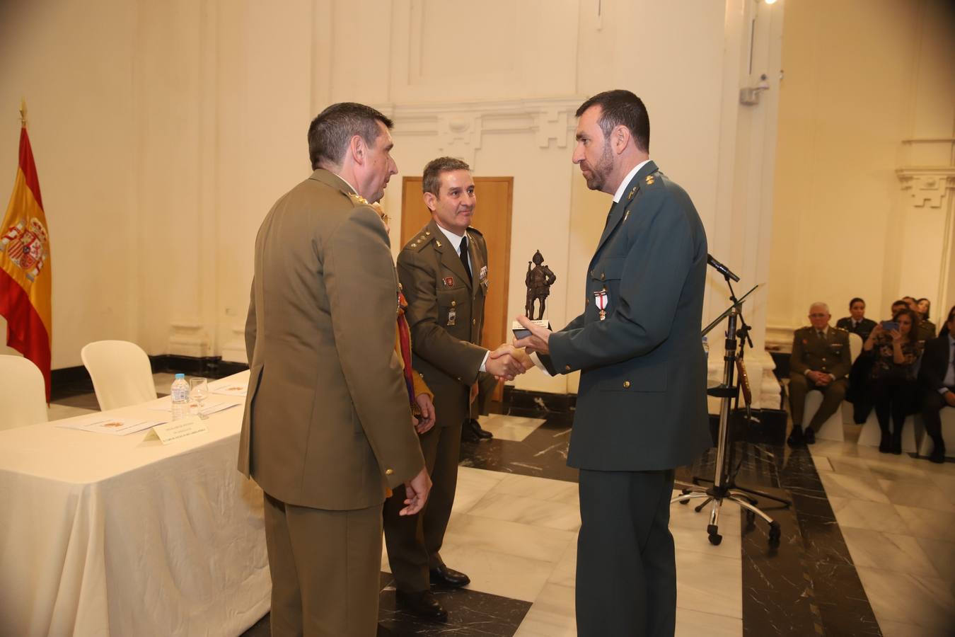 El día de la Subdelegación de Defensa en Córdoba, en imágenes