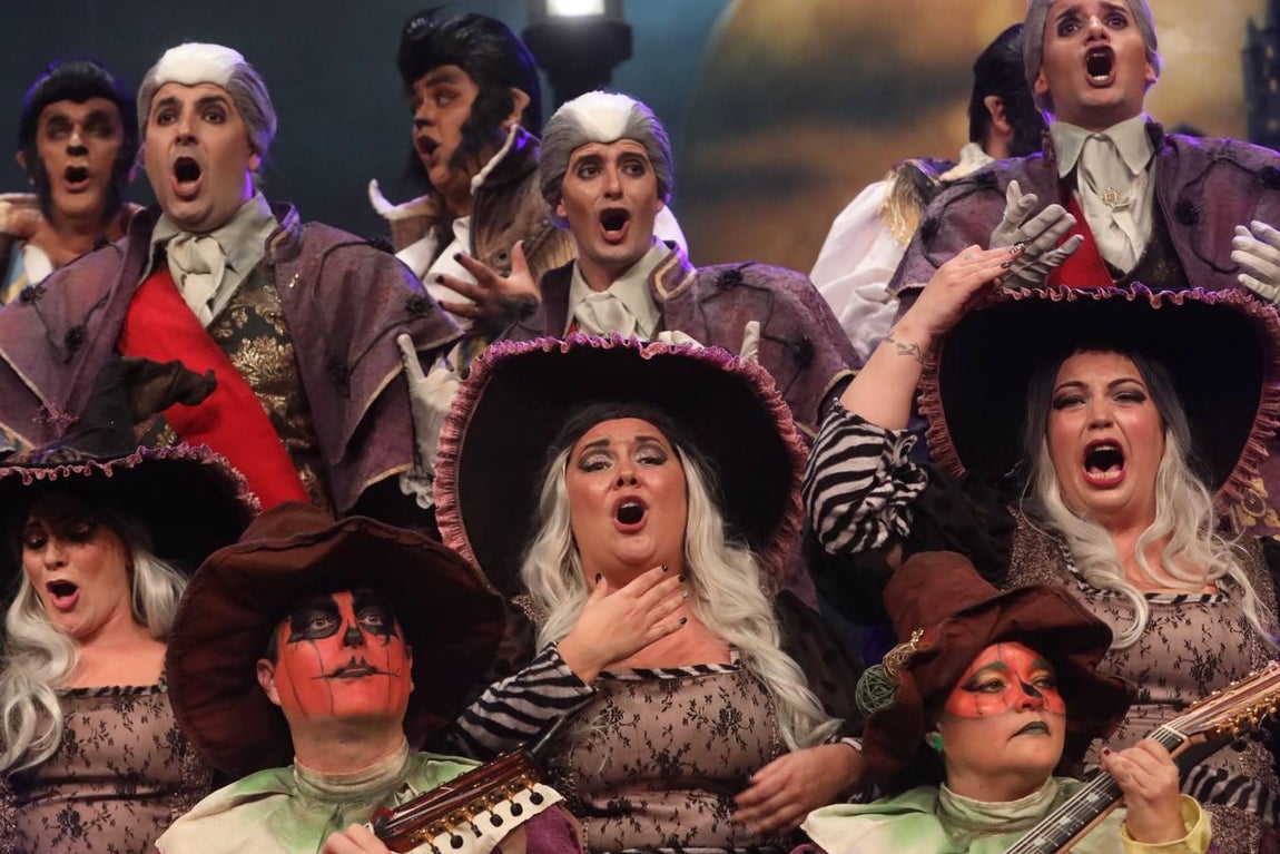 FOTOS: Coro &#039;Al sonar las doce&#039; en el COAC 2020