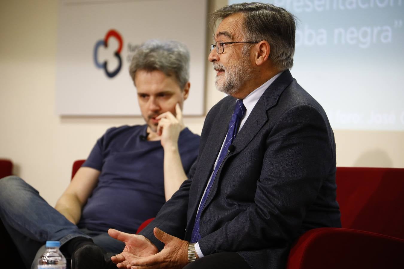 En imágenes, Juan Gómez Jurado en el Foro Cultural de ABC Córdoba