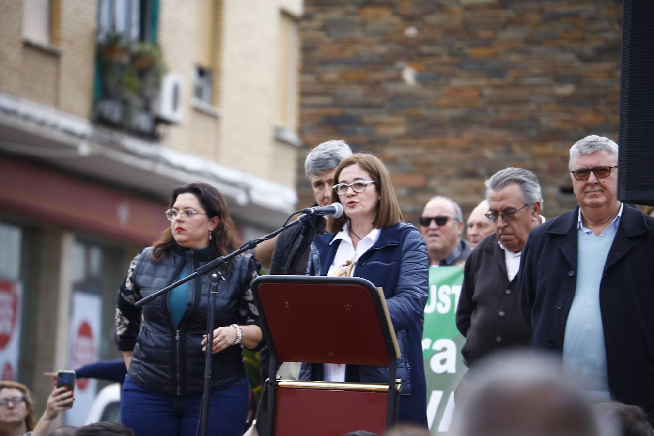 La protesta de los agricultores de Córdoba en Adamuz, en imágenes