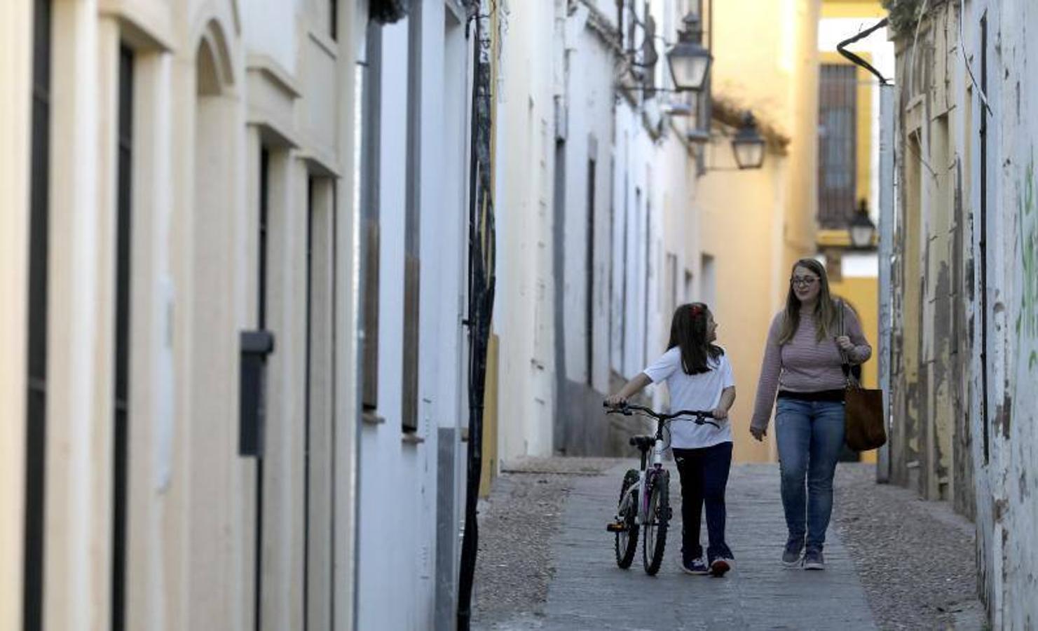 La calle Ronquillo Briceño de Córdoba, en imágenes