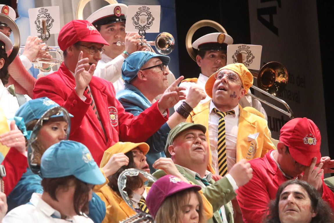 FOTOS: Coro de Procopio y El Chapa &#039;Gloria bendita&#039; en el COAC 2020