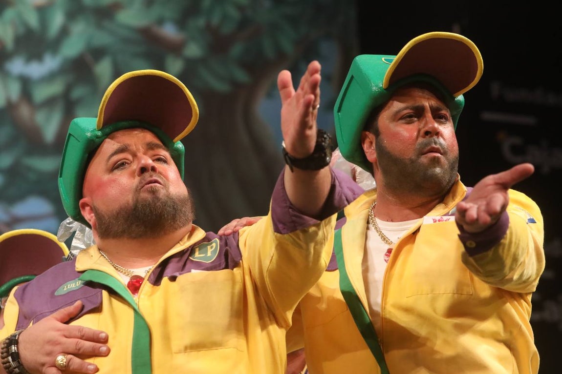 FOTOS: Chirigota Los Niños de la Petróleo en el COAC 2020