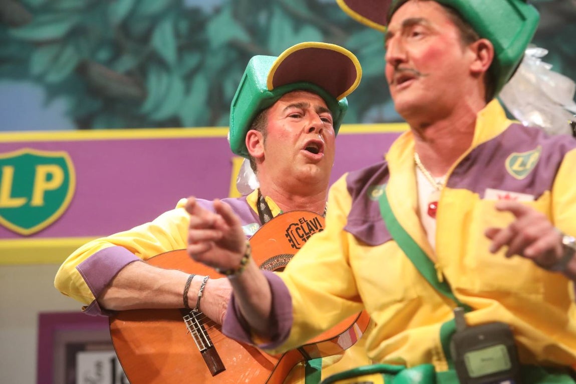 FOTOS: Chirigota Los Niños de la Petróleo en el COAC 2020