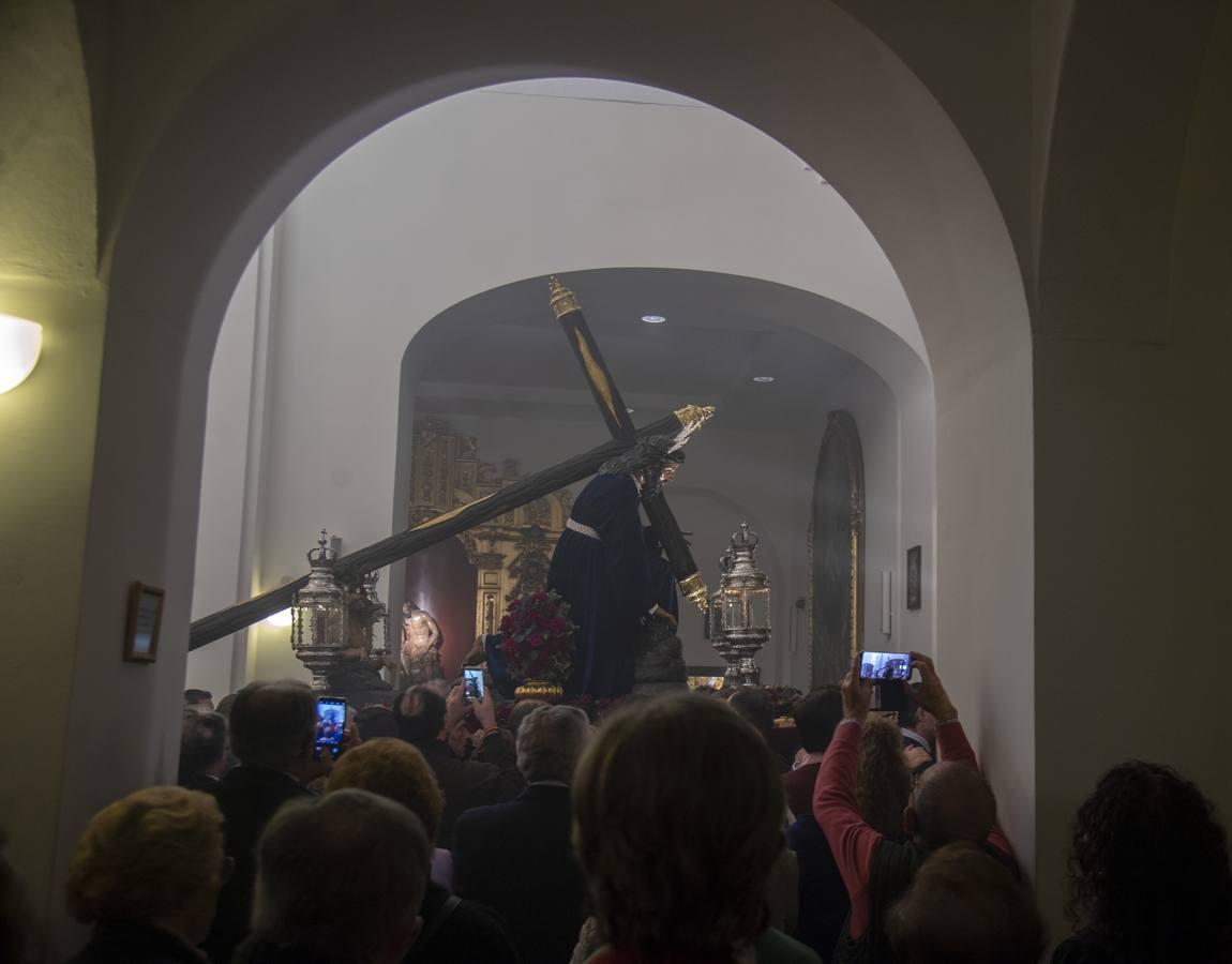 Vía crucis del Cristo de las Tres Caídas de Triana