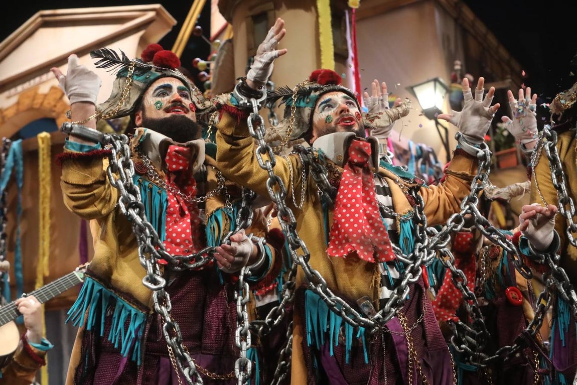 FOTOS: Comparsa Los Encaidenaos en el COAC 2020