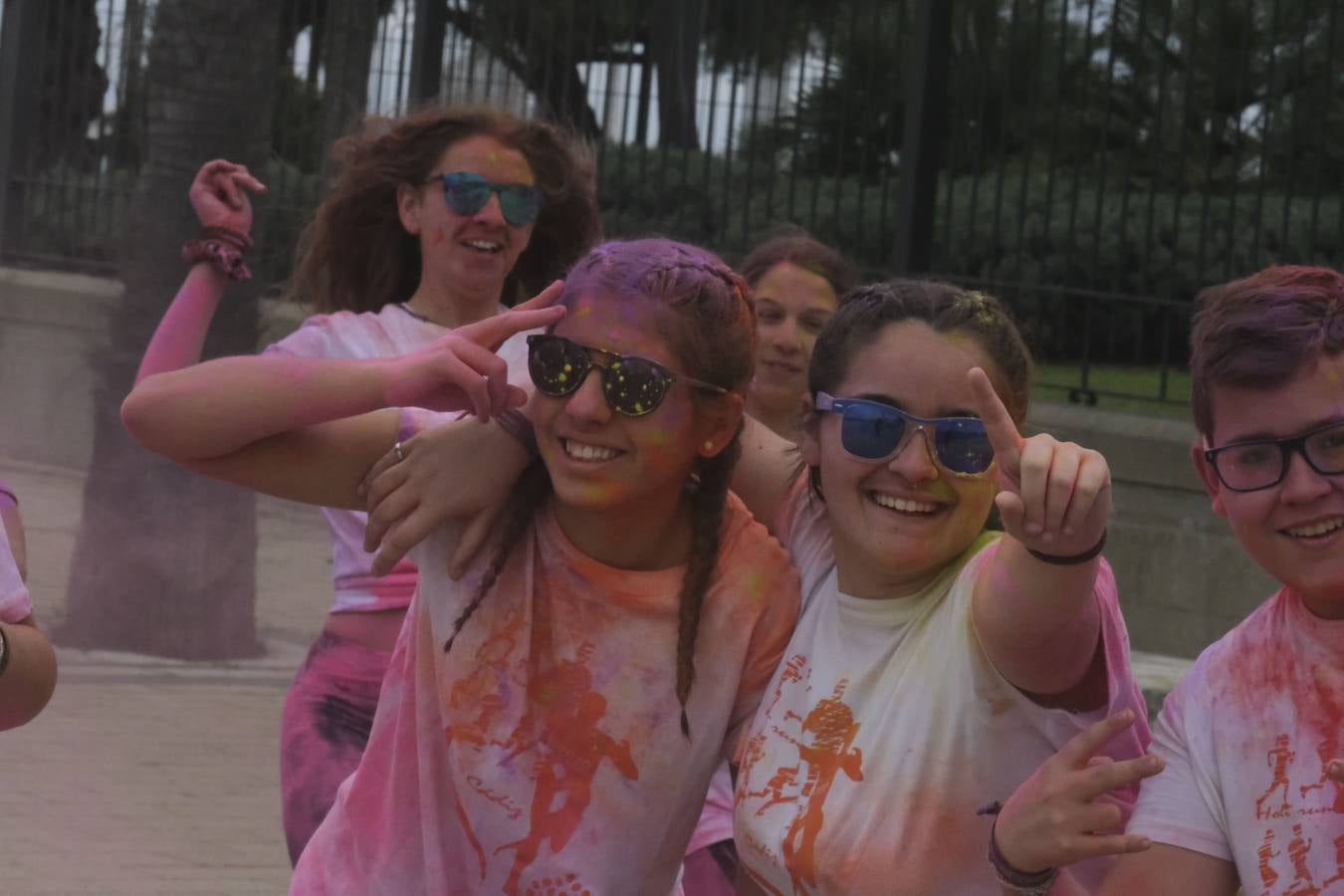 FOTOS: Carrera de colores &#039;Holy run&#039; en Cádiz