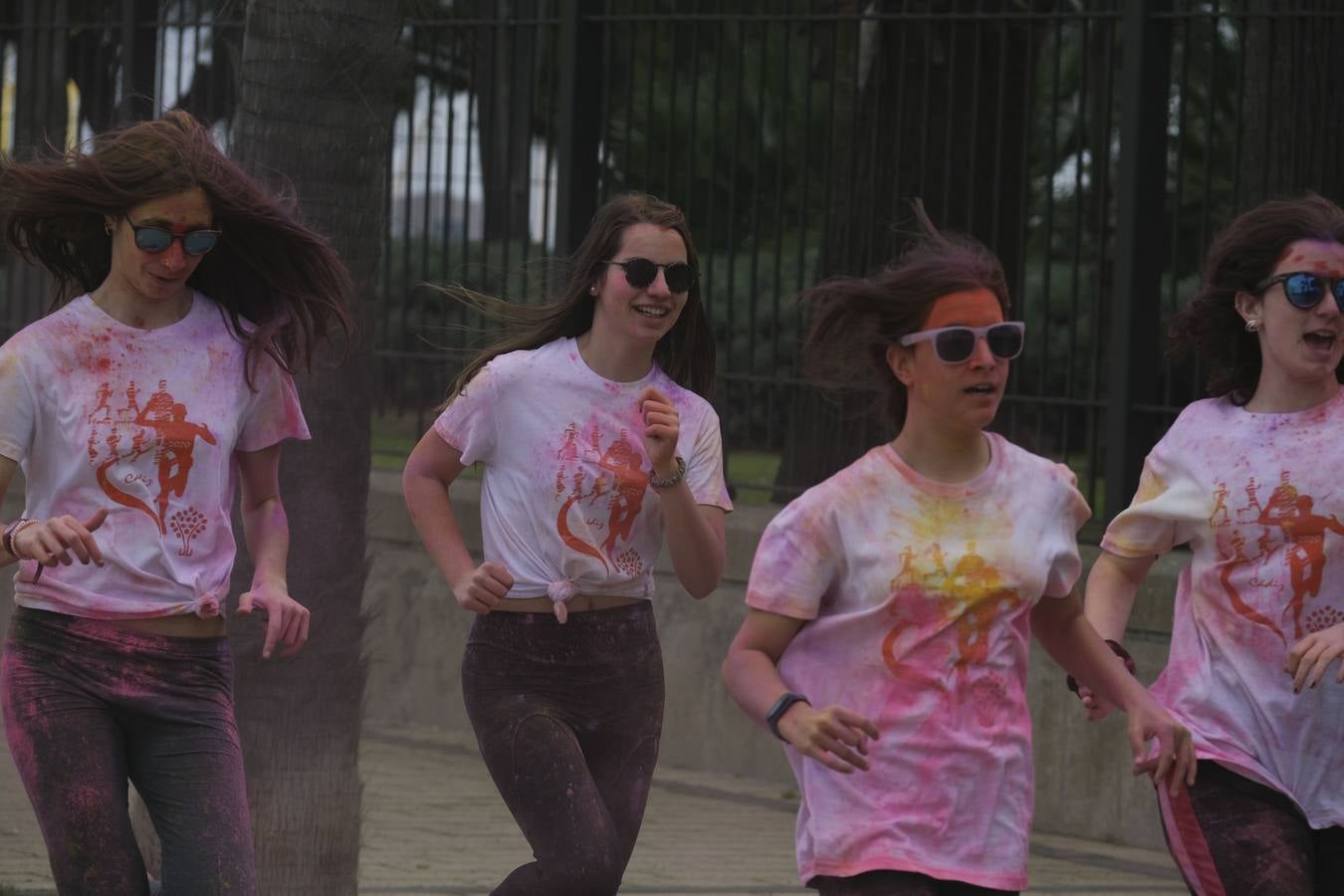 FOTOS: Carrera de colores &#039;Holy run&#039; en Cádiz