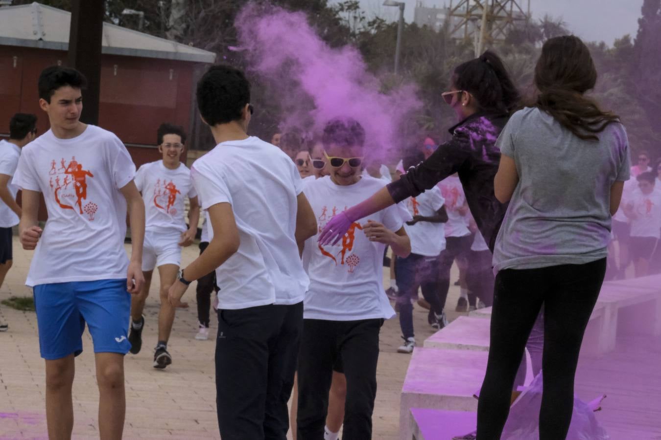 FOTOS: Carrera de colores &#039;Holy run&#039; en Cádiz