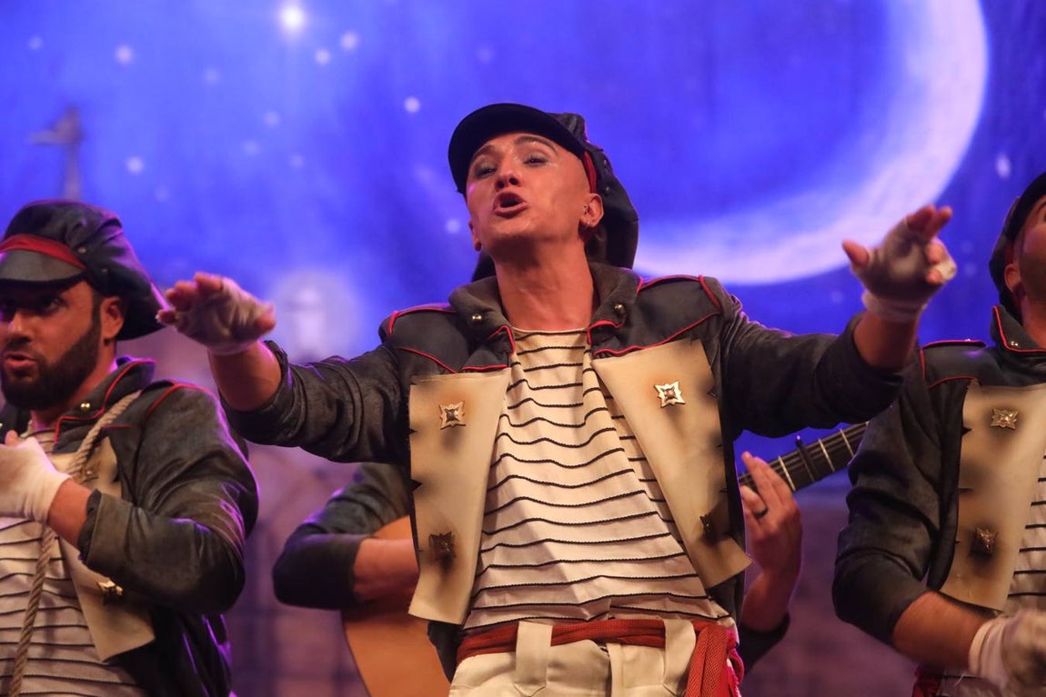 FOTOS: Comparsa Los Pacientes en el COAC 2020