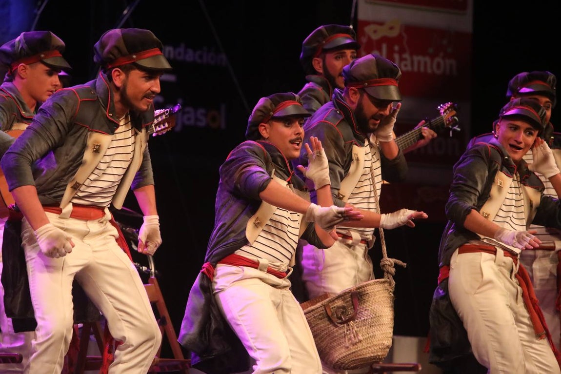 FOTOS: Comparsa Los Pacientes en el COAC 2020