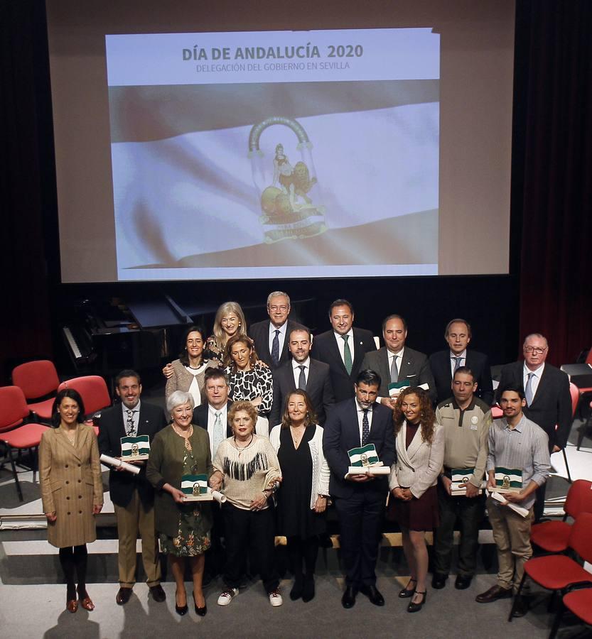 Entrega de «Banderas de Andalucía» de la provincia de Sevilla