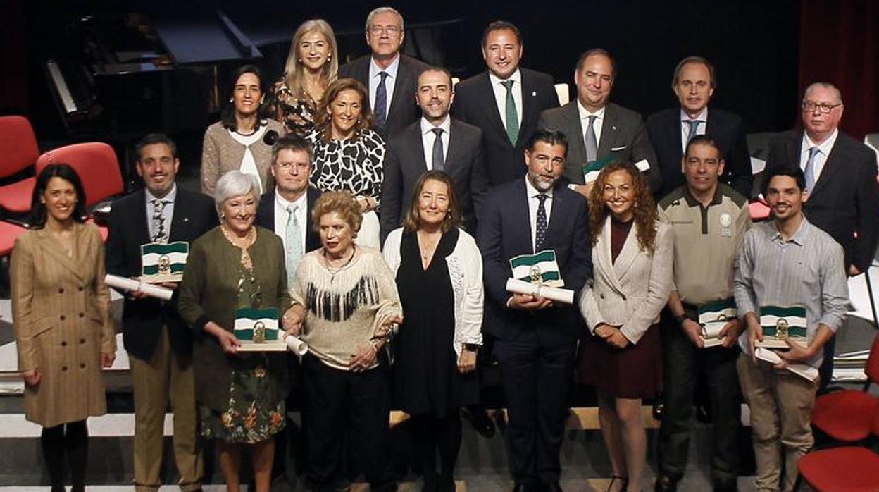 Entrega de «Banderas de Andalucía» de la provincia de Sevilla