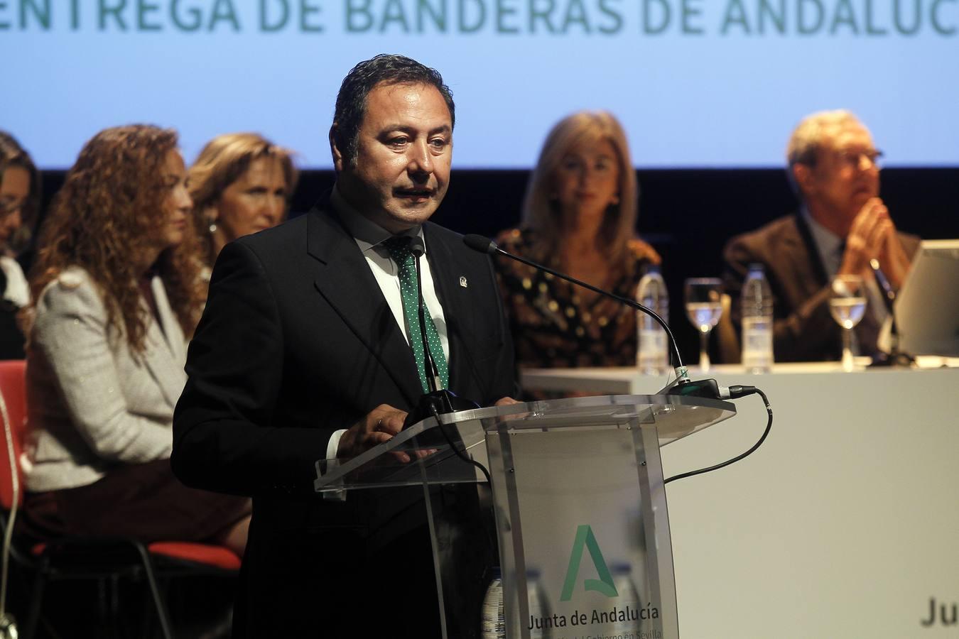 Entrega de «Banderas de Andalucía» de la provincia de Sevilla