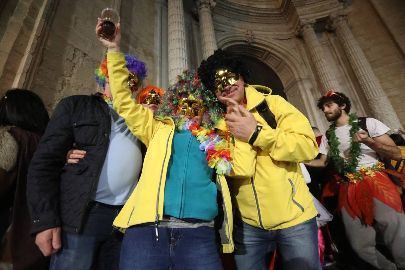 FOTOS: Ambiente el primer sábado de Carnaval en Cádiz