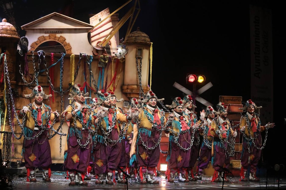 FOTOS: Comparsa Los Encaidenaos en el COAC 2020