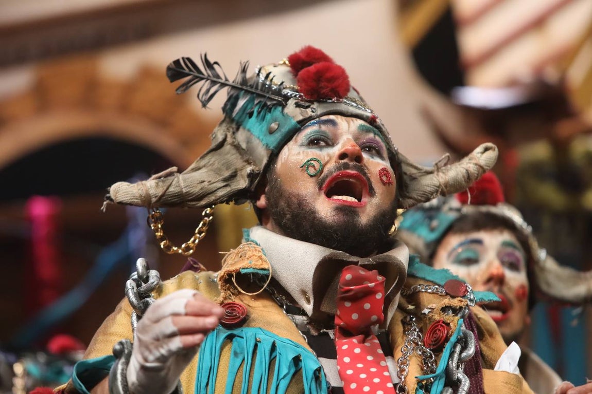 FOTOS: Comparsa Los Encaidenaos en el COAC 2020