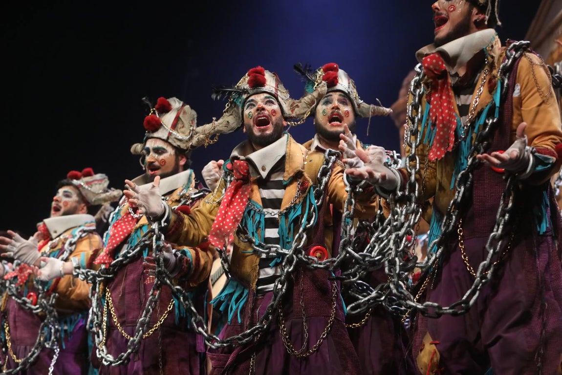 FOTOS: Comparsa Los Encaidenaos en el COAC 2020