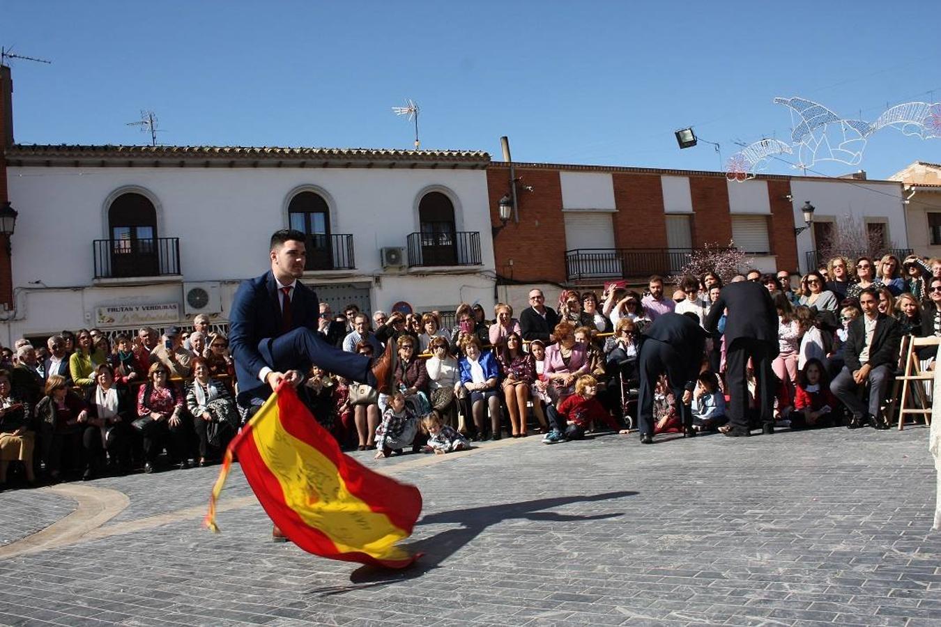 Miguel Esteban celebra su emocionante Jota Pujada