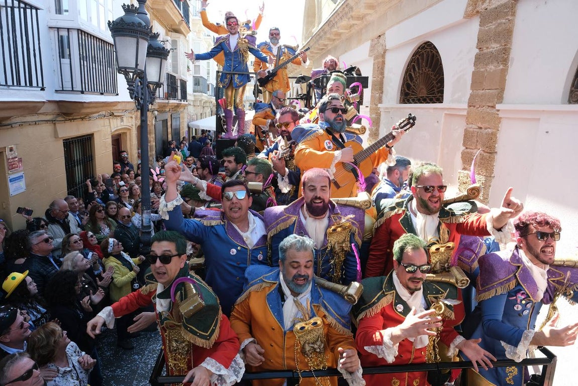 FOTOS: Lleno en Cádiz el Domingo de coros de Carnaval