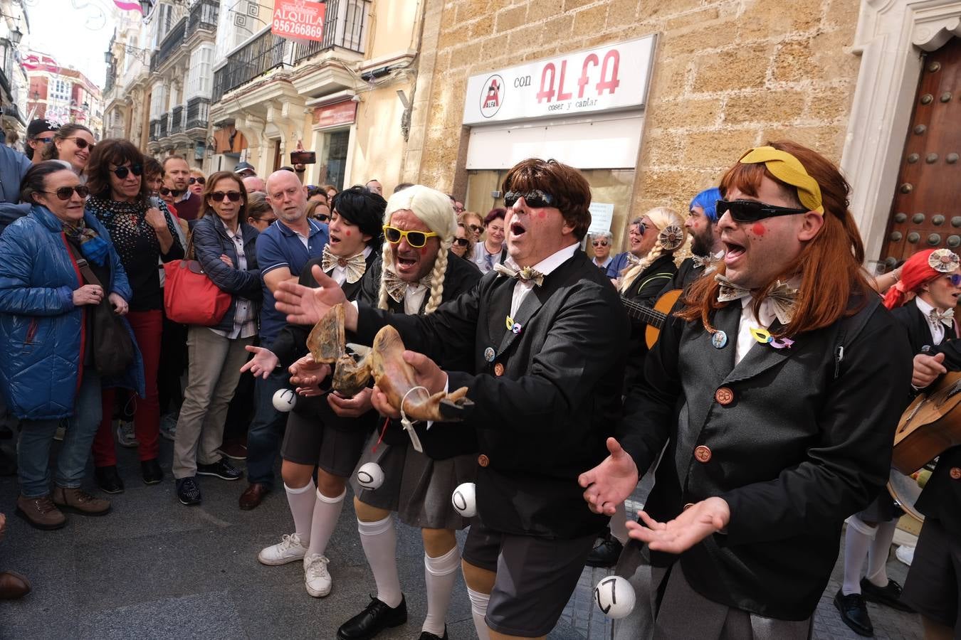 FOTOS: Lunes de coros en el Carnaval de Cádiz 2020