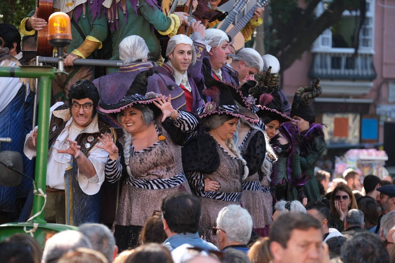 FOTOS: Lunes de coros en el Carnaval de Cádiz 2020