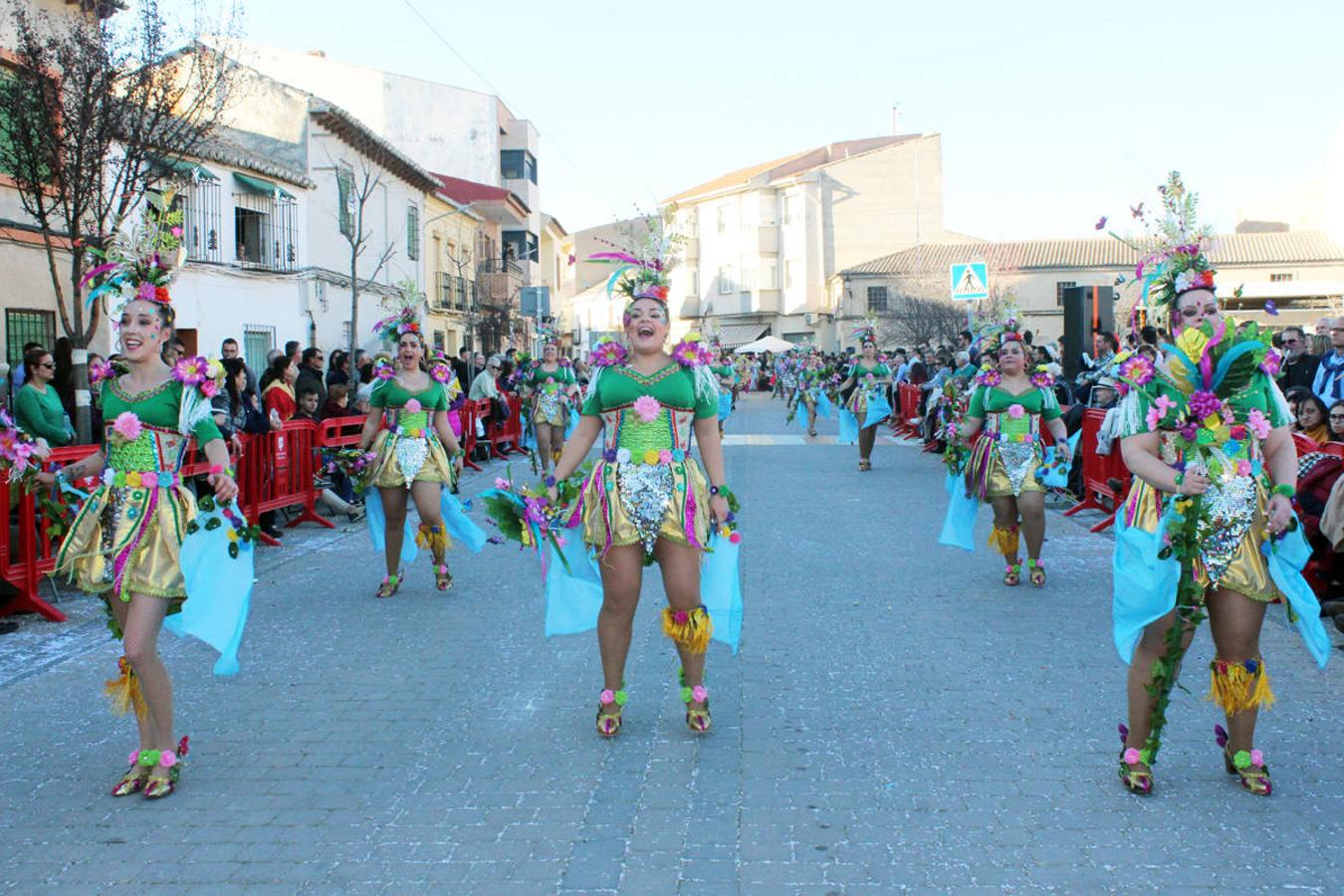 El animado carnaval de Villafranca de los Caballeros, en imágenes