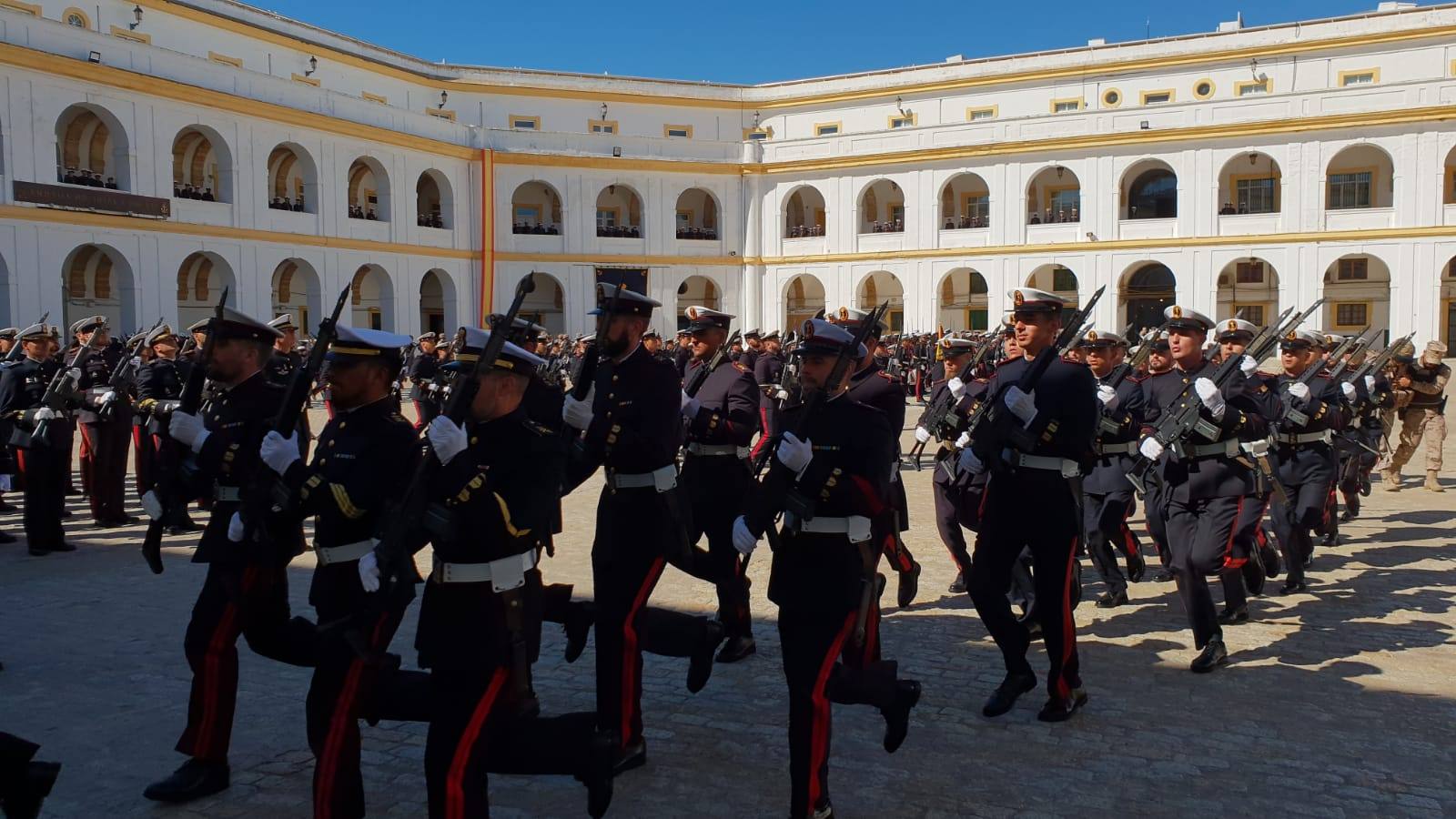 FOTOS: Parada y desfile militar por el 483 aniversario de la Infantería de Marina