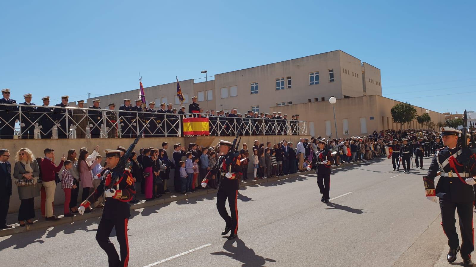 FOTOS: Parada y desfile militar por el 483 aniversario de la Infantería de Marina