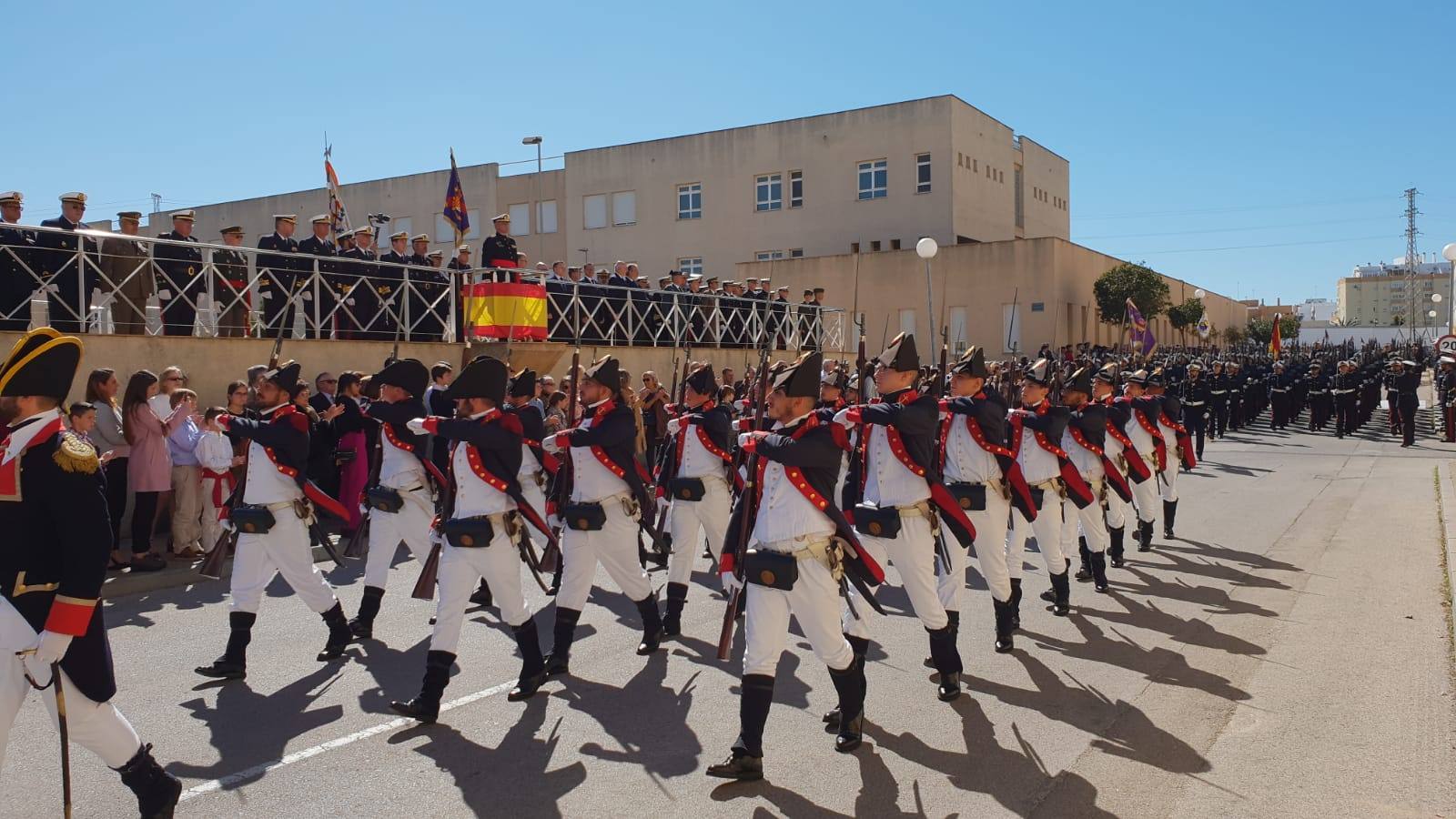 FOTOS: Parada y desfile militar por el 483 aniversario de la Infantería de Marina