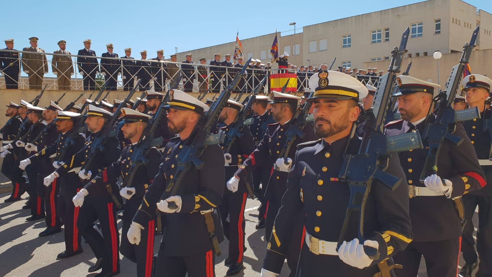 FOTOS: Parada y desfile militar por el 483 aniversario de la Infantería de Marina