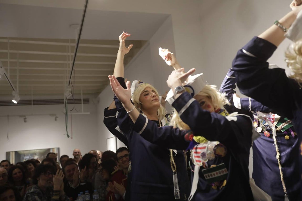 FOTOS: Concurso de chirigotas callejeras en la Fundación Cajasol