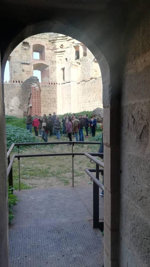 Las visitas al Castillo de Belalcázar con motivo del 28-F, en imágenes