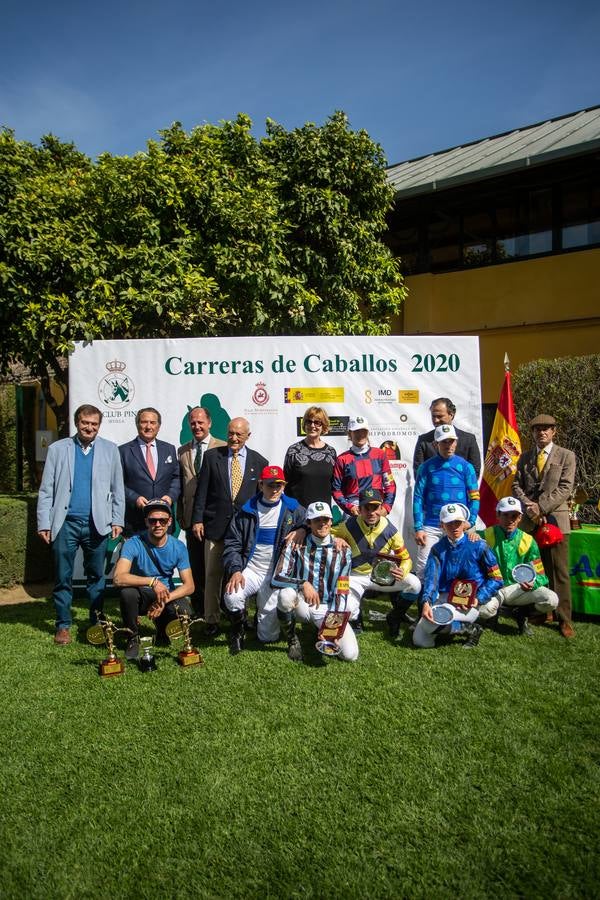 En imágenes, el inicio de las carreras de caballos de Pineda