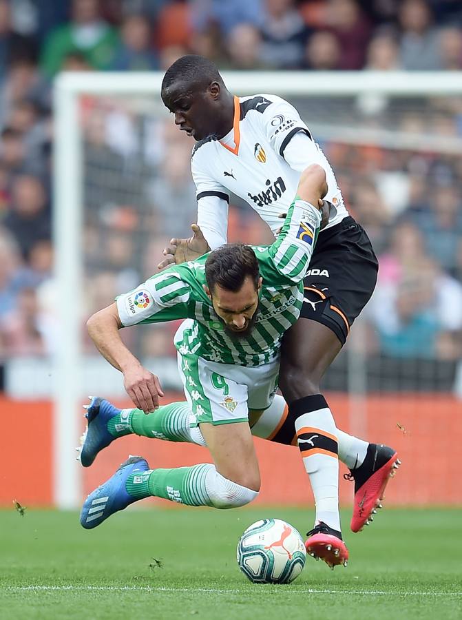 En imágenes, la derrota del Betis ante el Valencia en Mestalla