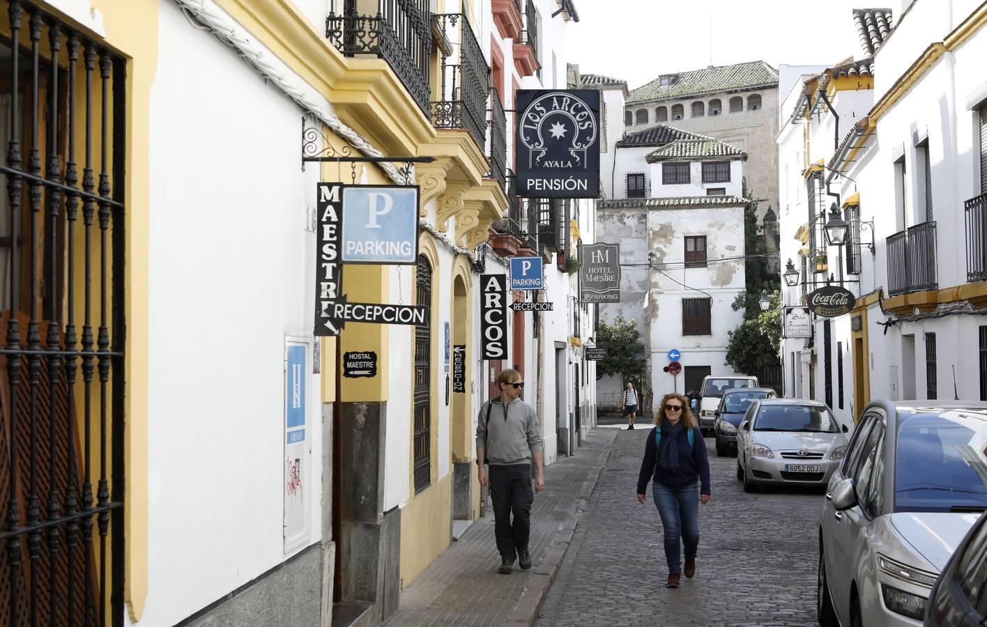 Callejero sentimental de Córdoba | La calle Romero Barros, en imágenes