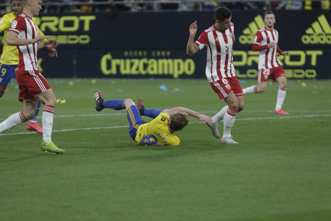 FOTOS: El Cádiz CF - UD Almería en imágenes