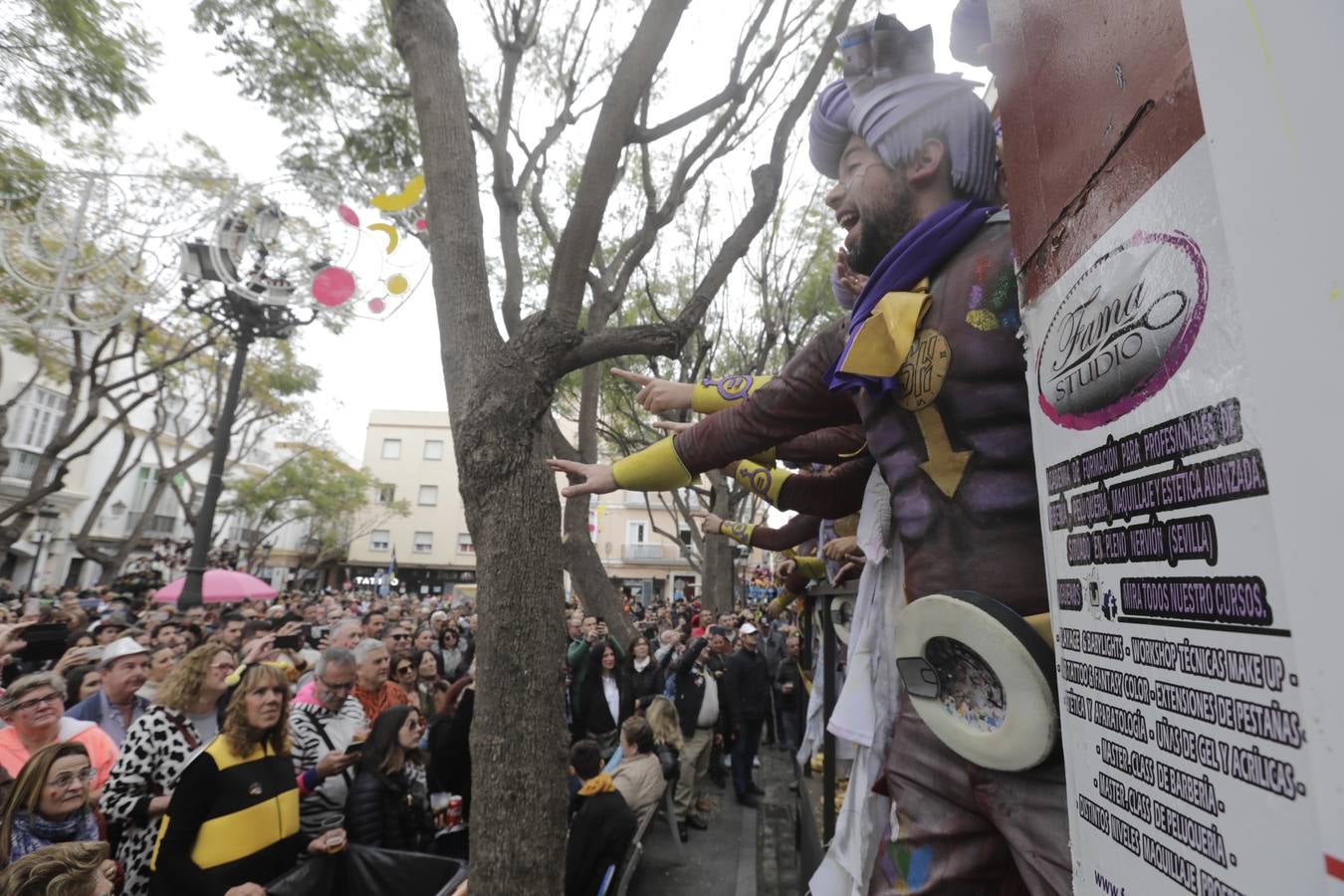 FOTOS: Cádiz se despide de febrero con los carruseles de coros el segundo sábado de carnaval