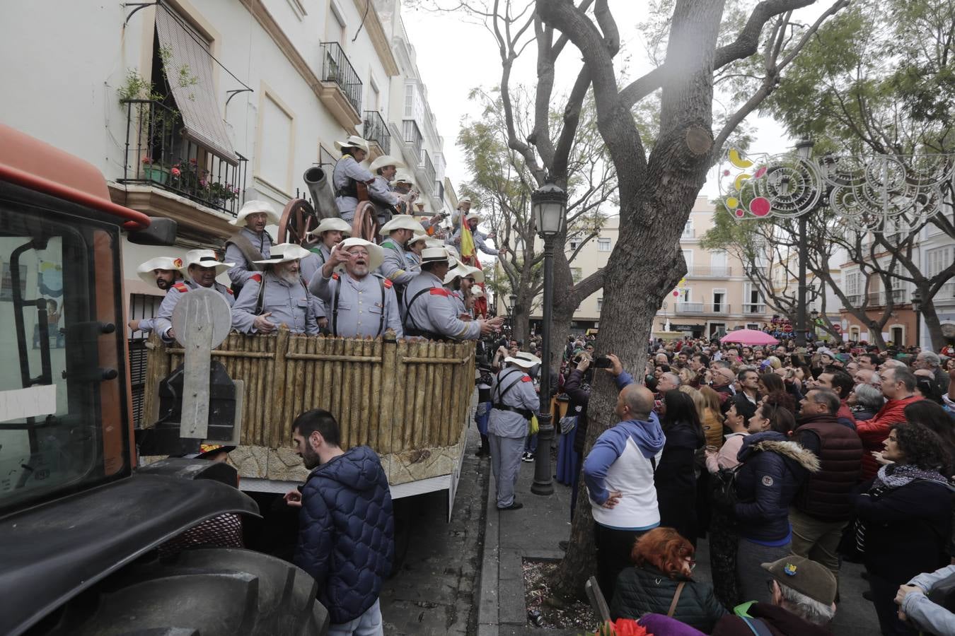 FOTOS: Cádiz se despide de febrero con los carruseles de coros el segundo sábado de carnaval