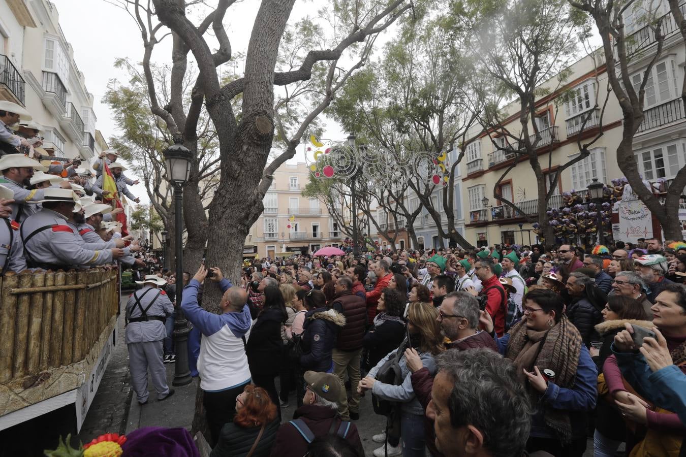 FOTOS: Cádiz se despide de febrero con los carruseles de coros el segundo sábado de carnaval