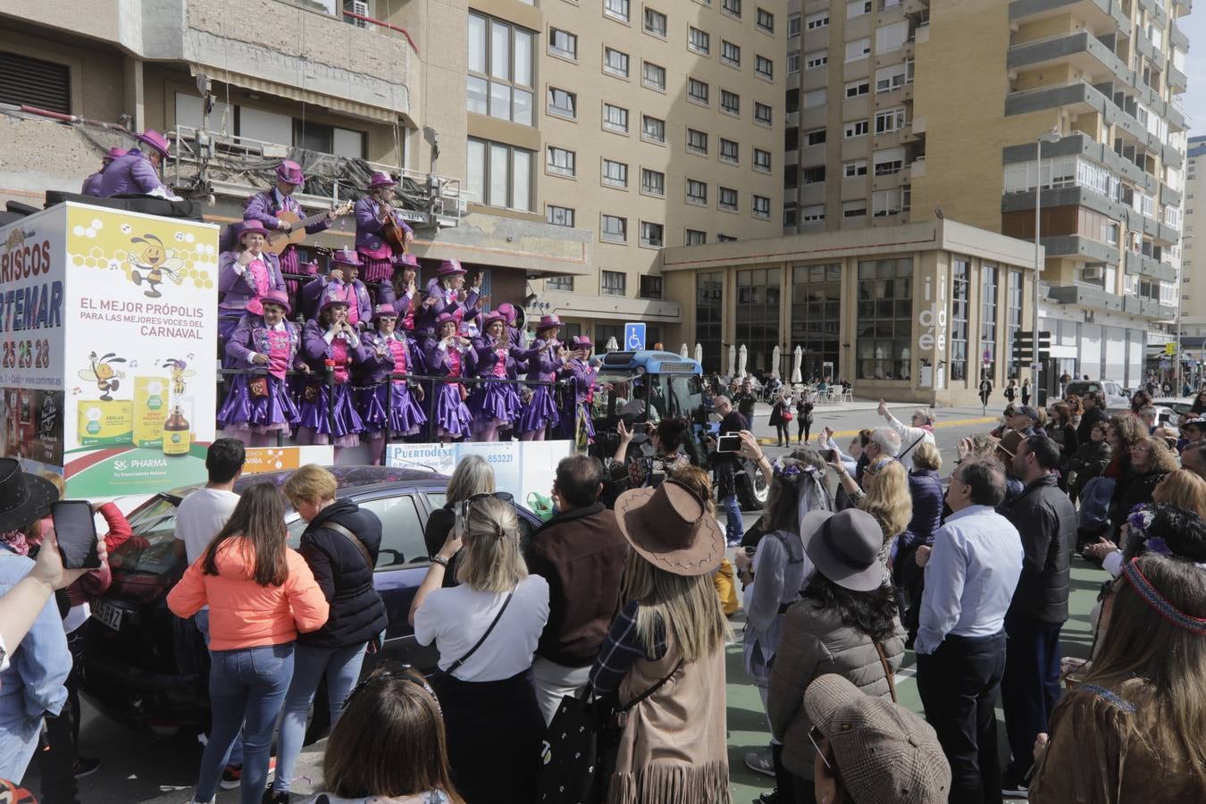 FOTOS: Cádiz se despide de febrero con los carruseles de coros el segundo sábado de carnaval