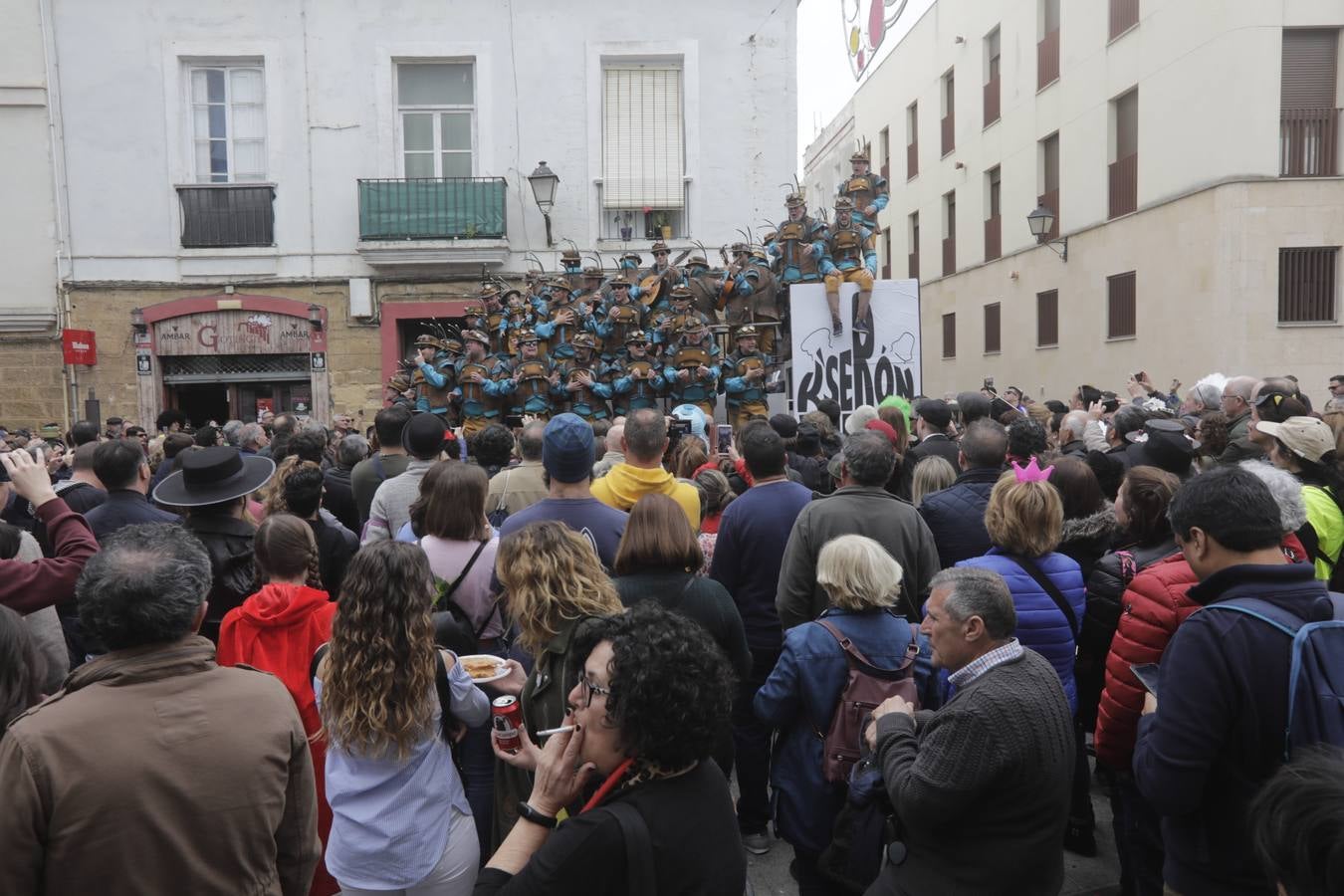 FOTOS: Cádiz se despide de febrero con los carruseles de coros el segundo sábado de carnaval