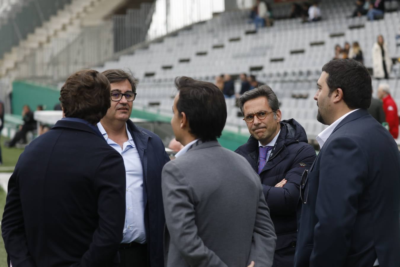 El ambiente en las gradas del estadio en el Córdoba CF-Algeciras, en imágenes