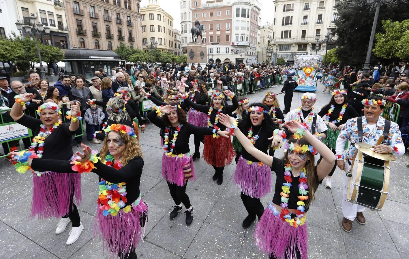 El gran desfile del Carnaval de Córdoba, en imágenes