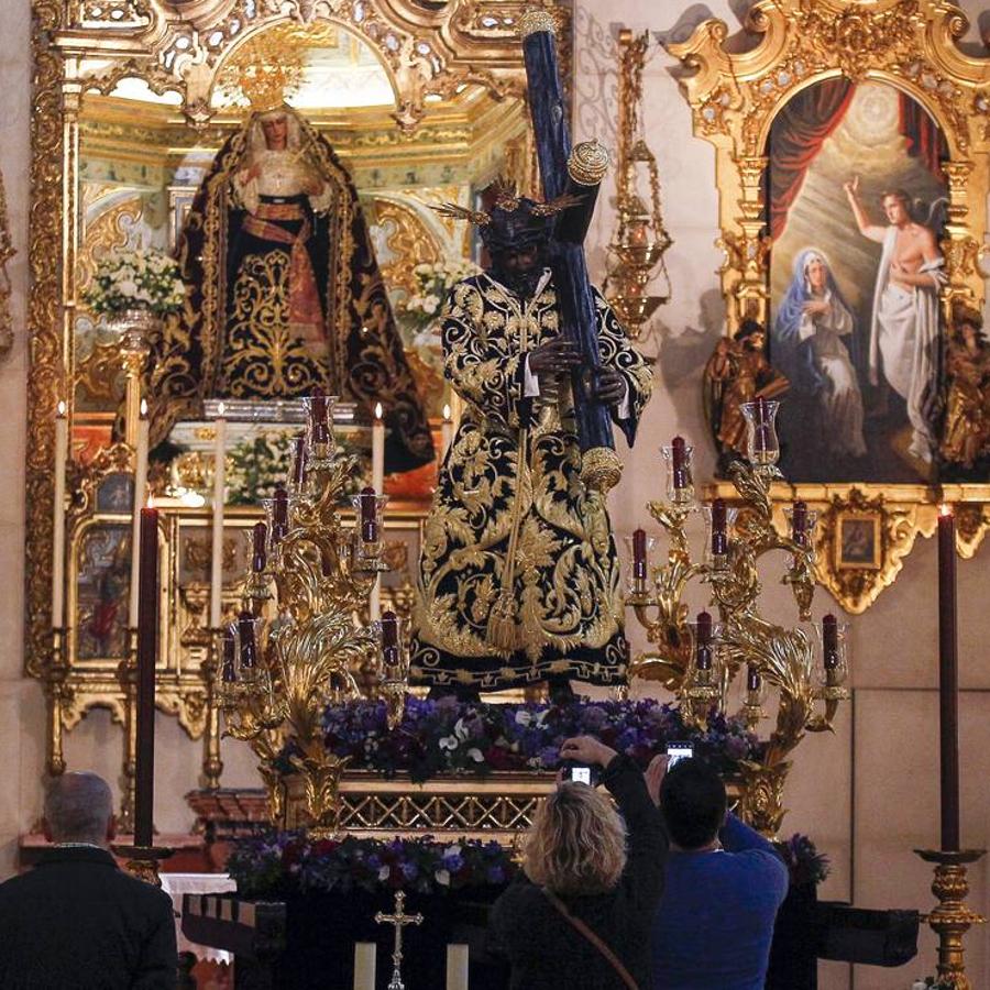 El Señor de la Salud de los Gitanos, preparado para el Vía Crucis de las Cofradías