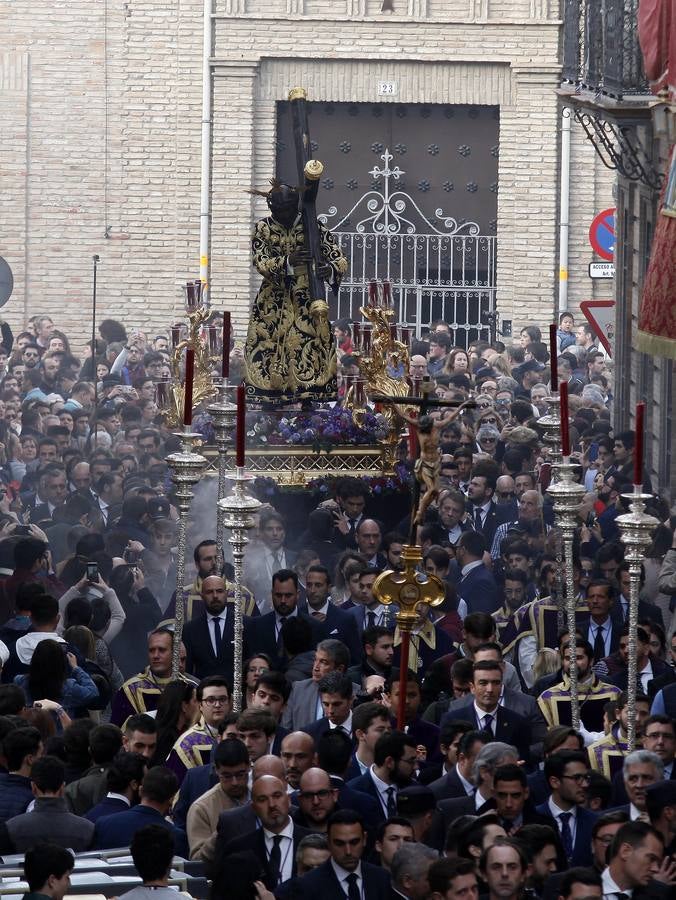 El Vía Crucis del Consejo de Hermandades y Cofradías de Sevilla, en imágenes (II)